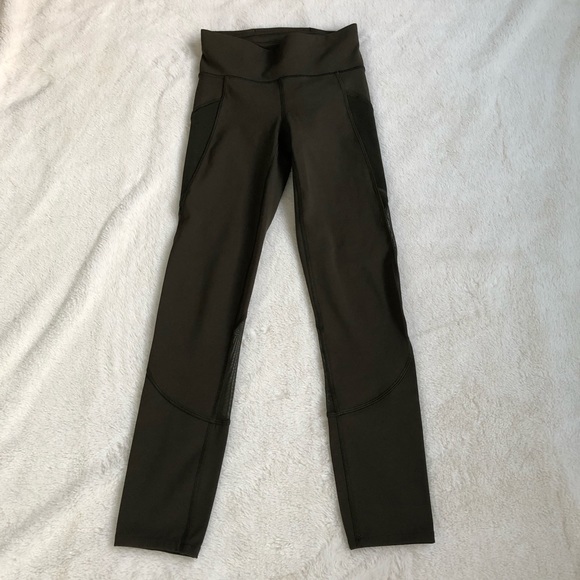 'Fast and Free' Dark Green Lululemon Leggings - Picture 2 of 6